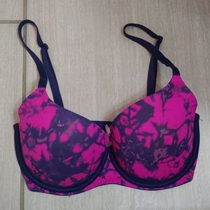 32DD. PINK Victoria Secret Bra